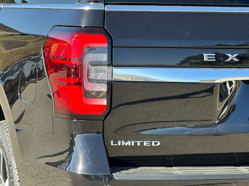 Used 2024 Ford Expedition Limited image 34
