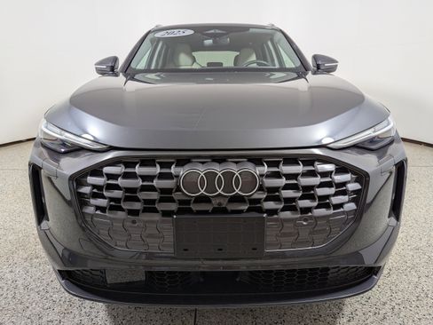 Certified 2025 Audi Q5 Premium Plus AWD/4WD image 2