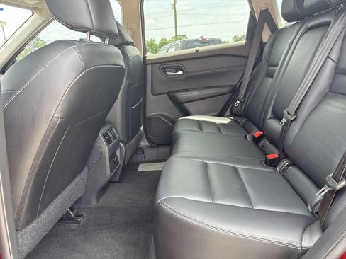 Used 2023 Nissan Rogue SL w/ SL Premium Package FWD image 22