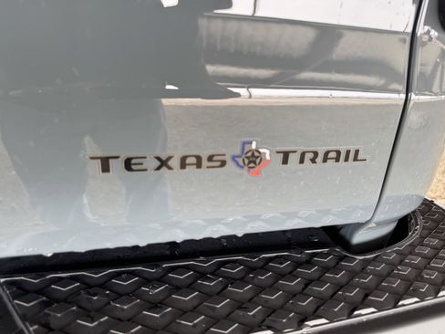 New 2026 Jeep Gladiator Sport image 40