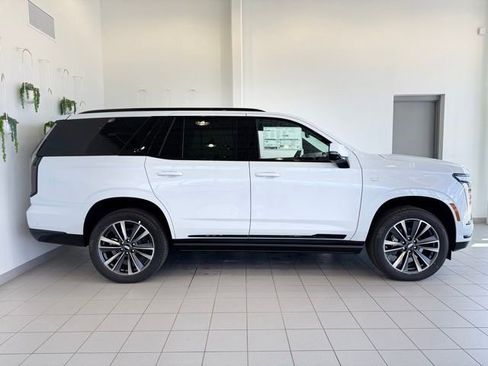 New 2026 Cadillac Escalade Sport AWD/4WD image 39