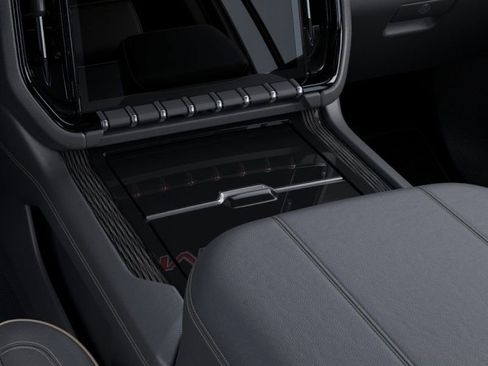 New 2025 GMC Yukon XL Elevation image 23