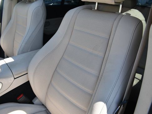 Used 2023 Mercedes-Benz GLE 350 4MATIC image 10