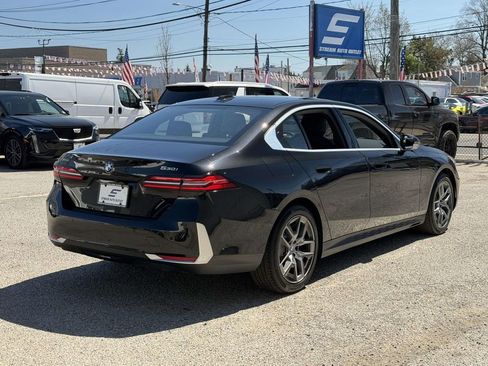 Used 2026 BMW 530i xDrive AWD/4WD image 7