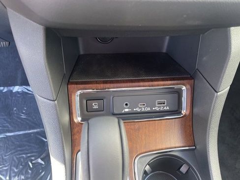 New 2025 Subaru Ascent Touring image 21