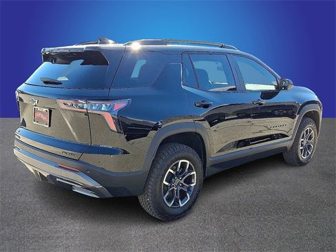 New 2026 Chevrolet Equinox ACTIV image 3