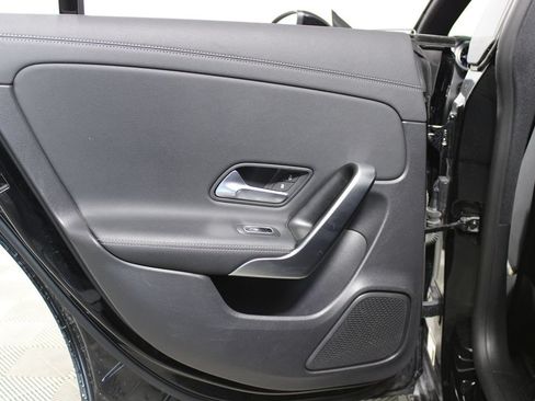 Used 2025 Mercedes-Benz CLA 250 4MATIC image 37
