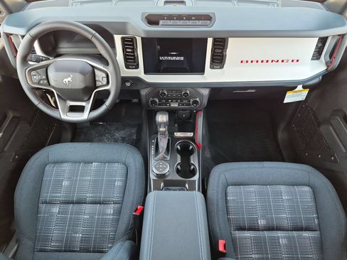 New 2026 Ford Bronco Heritage Edition AWD/4WD image 13