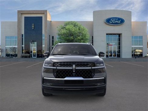 New 2025 Lincoln Navigator Reserve w/ Jet Appearance Package image 6