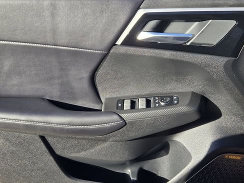 New 2026 Mitsubishi Outlander SE image 18