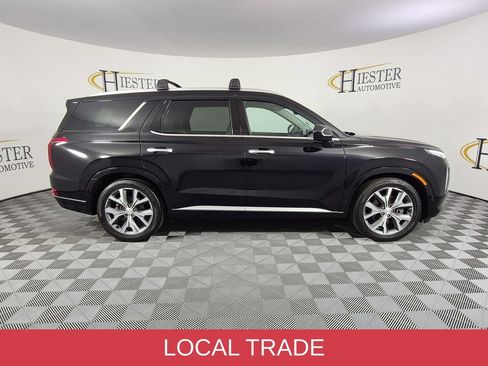 Used 2022 Hyundai Palisade Limited FWD image 3