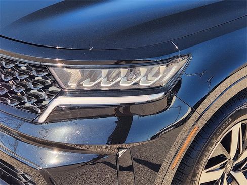 Used 2021 Kia Sorento S w/ Panoramic Sunroof Package image 9