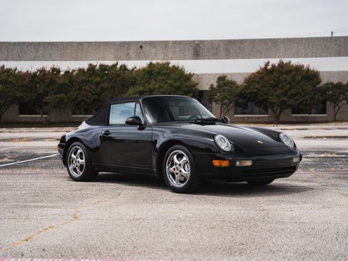 Used 1995 Porsche 911 Carrera RWD image 19