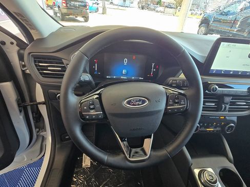 New 2025 Ford Escape Active w/ Cold Weather Package image 13
