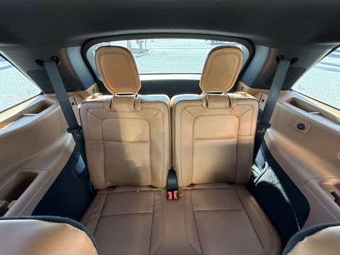 New 2026 Lincoln Aviator Black Label w/ Dynamic Handling Package image 18