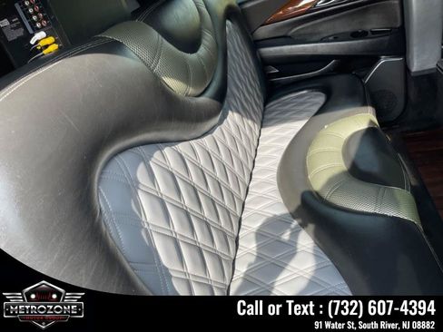 Used 2016 Cadillac Escalade 2WD image 20