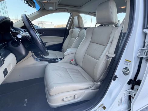 Used 2013 Acura ILX 1.5L Hybrid w/Tech 4dr Sedan w image 15