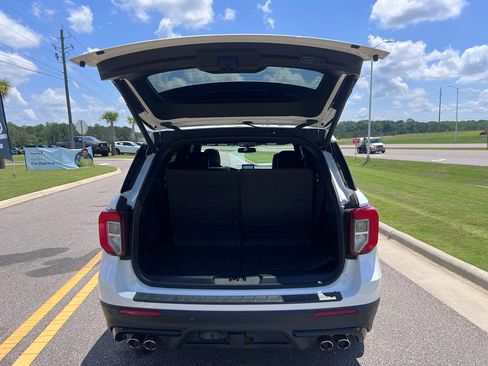 Used 2021 Ford Explorer ST w/ Equipment Group 401A AWD/4WD image 7