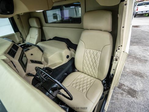 Used 2000 HUMMER H1 4-Door Wagon AWD/4WD image 31
