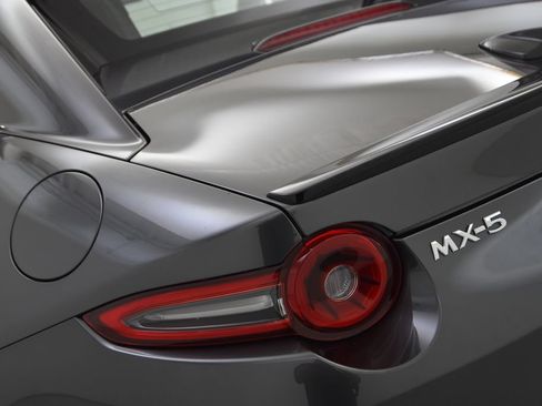 New 2026 MAZDA MX-5 Miata RF Grand Touring w/ Appearance Package RWD image 45