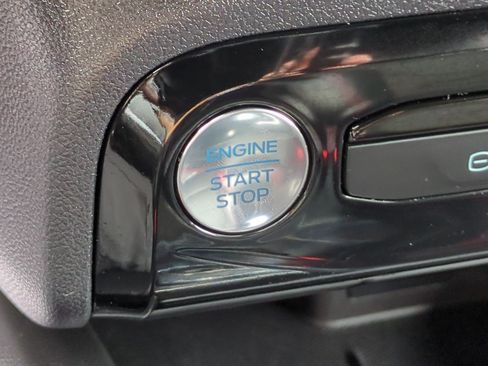 Used 2025 Ford Escape ST-Line w/ Equipment Group 301A FWD image 21