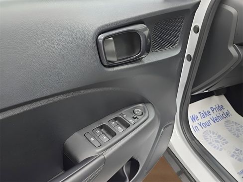 Certified 2023 Hyundai Venue Limited image 10