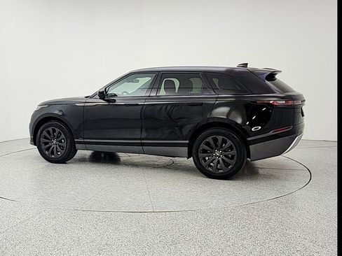 Used 2018 Land Rover Range Rover Velar R-Dynamic SE AWD/4WD image 7