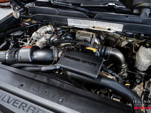 Used 2019 Chevrolet Silverado 3500 High Country w/ Duramax Plus Package image 39