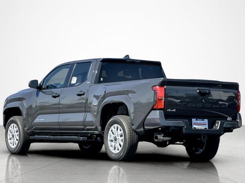 New 2026 Toyota Tacoma SR5 AWD/4WD image 3