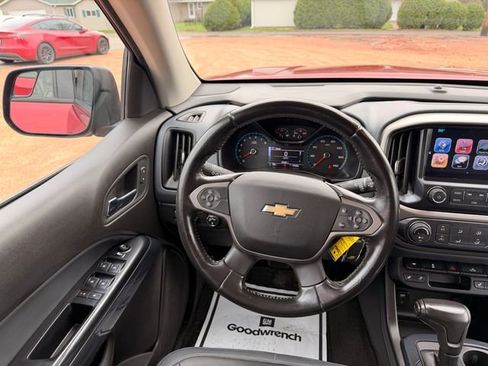 Used 2017 Chevrolet Colorado Z71 image 29