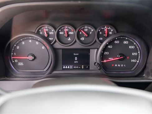 Used 2025 Chevrolet Silverado 2500 Custom w/ Custom Convenience Package image 14