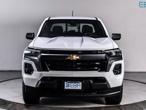 Used 2023 Chevrolet Colorado LT w/ LT Convenience Package III image 9