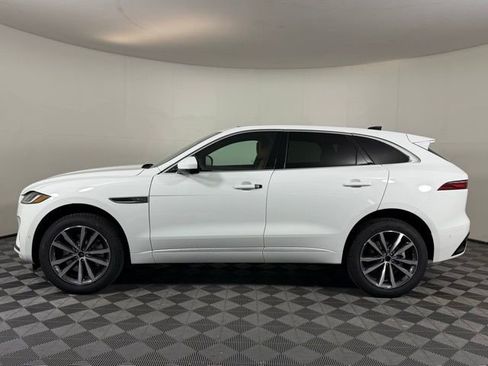 Certified 2026 Jaguar F-PACE R-Dynamic S image 3