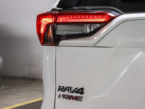 Certified 2021 Toyota RAV4 SE w/ Weather & Moonroof Package AWD/4WD image 12
