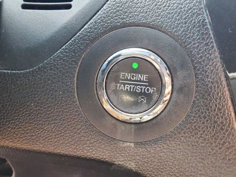 Certified 2018 Ford Explorer XLT image 20