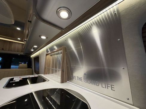 Used 2020 Mercedes-Benz Sprinter 3500 image 78