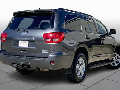 Used 2016 Toyota Sequoia SR5 image 13