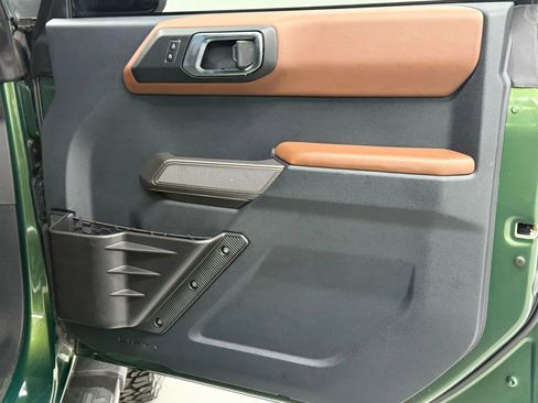 Used 2022 Ford Bronco Outer Banks w/ Sasquatch Package image 18