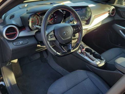 Certified 2025 Chevrolet Trax RS w/ Driver Confidence Package image 14