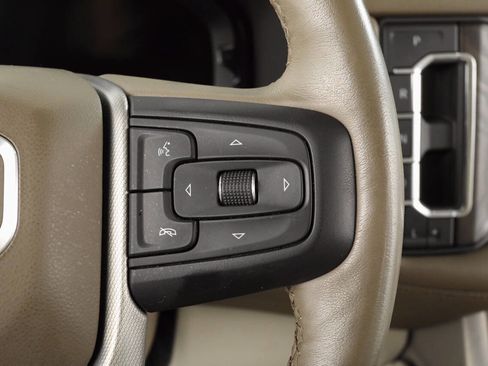 Used 2022 GMC Yukon XL Denali image 21