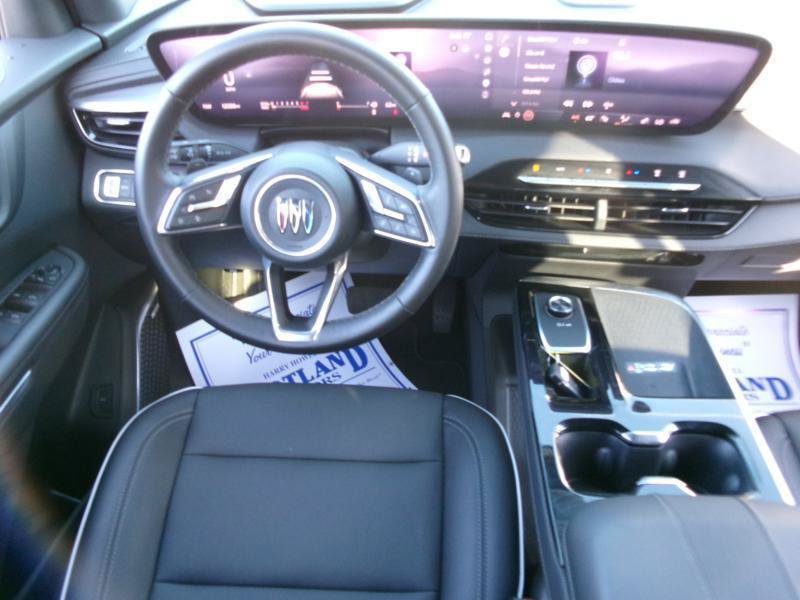 Used 2026 Buick Enclave Preferred FWD image 13