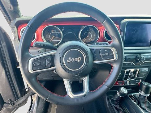 Used 2023 Jeep Wrangler Unlimited Rubicon AWD/4WD image 12