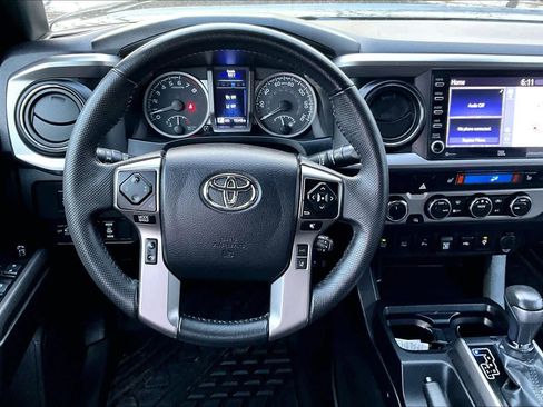 Used 2023 Toyota Tacoma Limited image 5