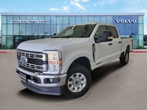Used 2024 Ford F250 XLT w/ FX4 Off-Road Package AWD/4WD image 1