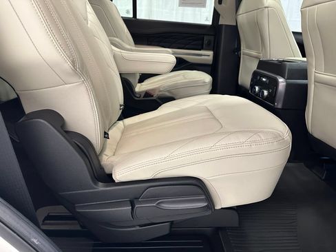 Used 2021 Ford Expedition Platinum AWD/4WD image 53