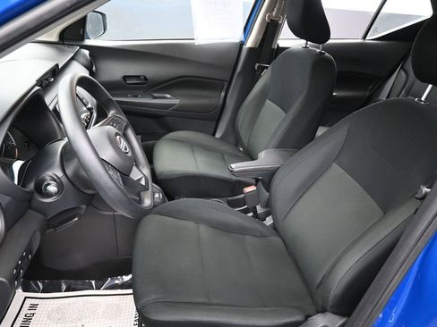 Used 2024 Nissan Kicks S w/ Interior Electronics Package FWD image 21