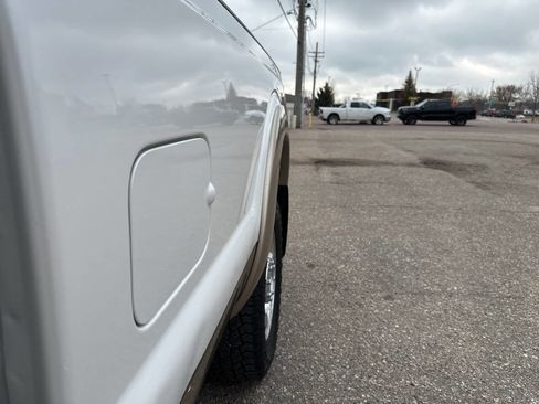 Used 2013 Ford F350 Lariat image 19