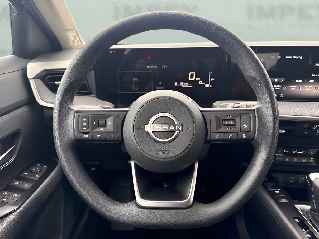 Used 2026 Nissan Kicks SV w/ SV Premium Package FWD image 13
