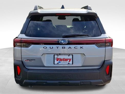 Used 2026 Subaru Outback Premium AWD/4WD image 5
