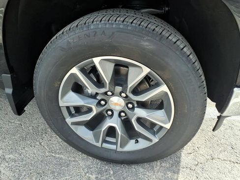 New 2026 Chevrolet Silverado 1500 LT w/ Safety Package RWD image 11